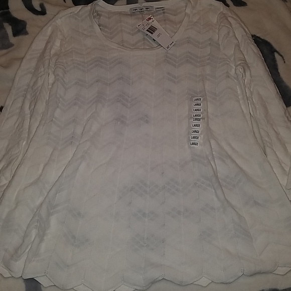 Brand new TJ MAXX shirt - Picture 1 of 2